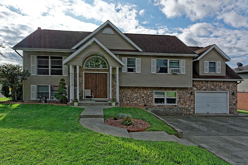 24 Valleyview Ave, Waterford, NY 12188 Zillow