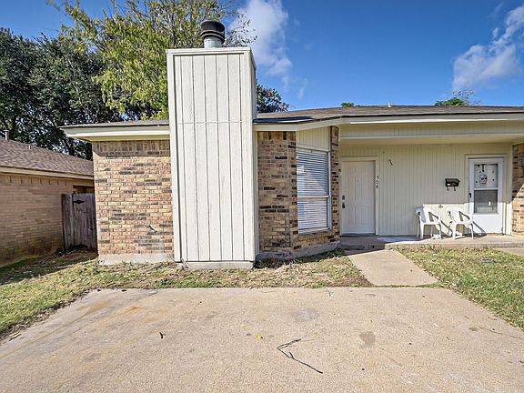 3rd image of 508 Claire Ct