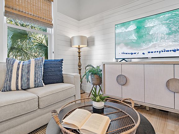 3rd image of 19 Summer Place Ln #4