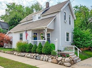 258 Cedar St NE, Grand Rapids, MI