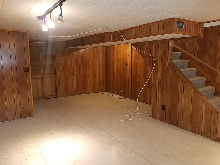 6929 Conley St — Photo 14
