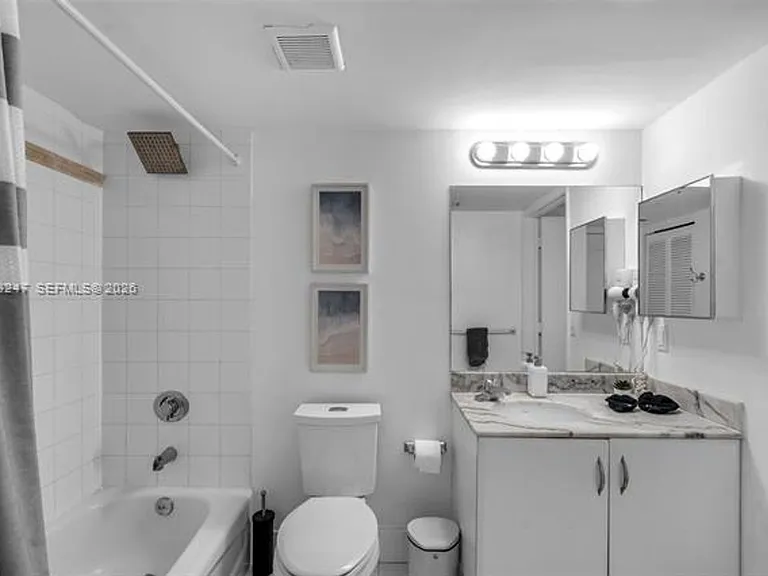 1200 Brickell Bay Dr #2915 — Photo 21