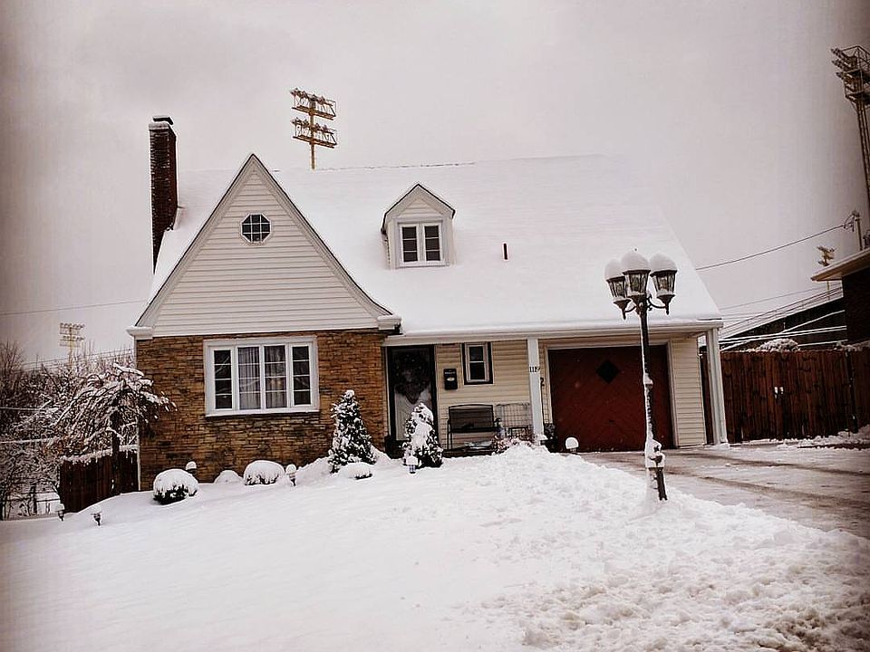 2nd image of 1119 Laurel Hill Dr