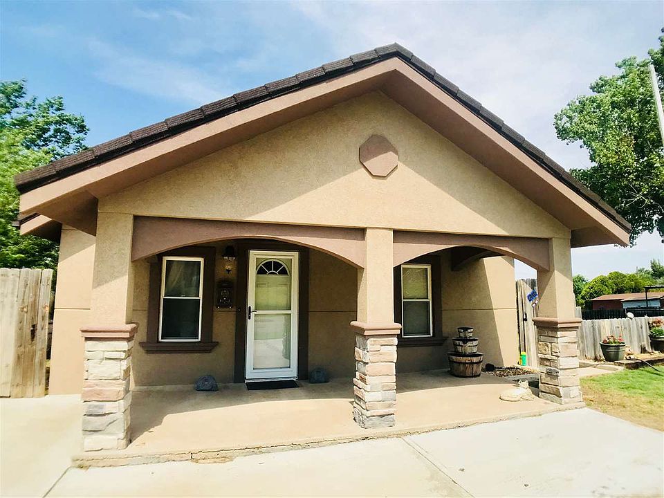 1st image of 1405 8th Ave