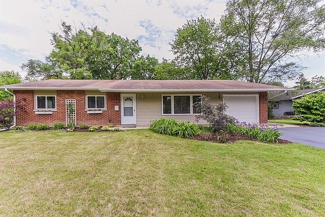 1st image of 565 Woodlawn St