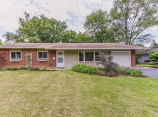 565 Woodlawn St, Hoffman Estates, IL 60169