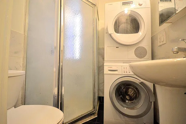 Rented by Bold New York | media 11