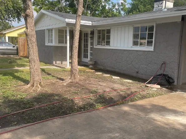 338 Overhill Dr, San Antonio, TX 78228