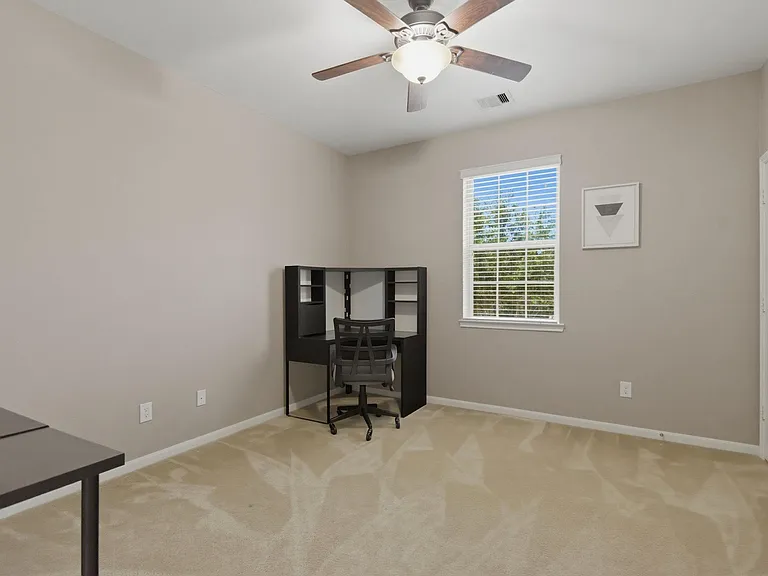14535 Mountain Cliff Ln — Photo 25