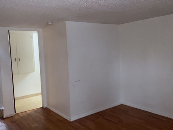 2nd image of 430 Washington St #S2