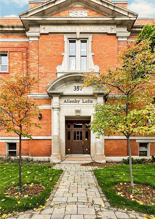 1st image of 357 Hunter St W #13