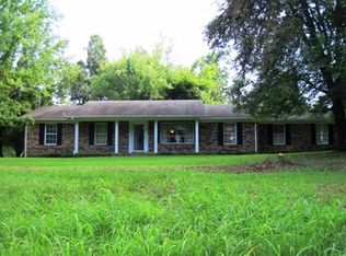 101 George Thomas Rd, Kuttawa, KY 42055