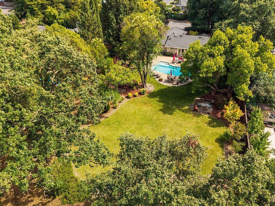1st image of 2065 Diablo Rd