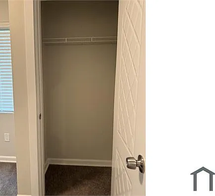 2622 University Pl NW #204 — Photo 10