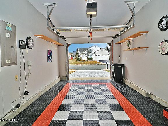 4th image of 12 Winterton Drive