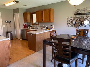 8014 Silver Springs Pl, Fort Wayne, IN 46825
