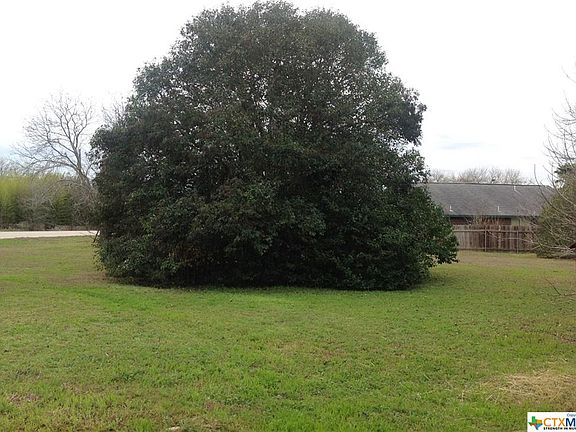 2nd image of 623 Columbia Cir