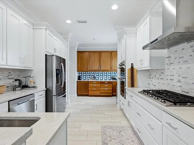 6228 Champions Row St — Photo 13