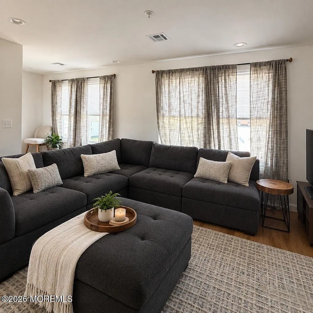 2 bed, 1.5 bath, 840 sqft, $3,000 — Photo 3