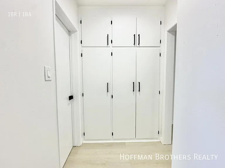 243 S Carondelet St #6 — Photo 6