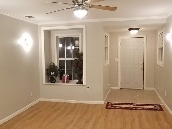 3rd image of 3826 W 39th Ave