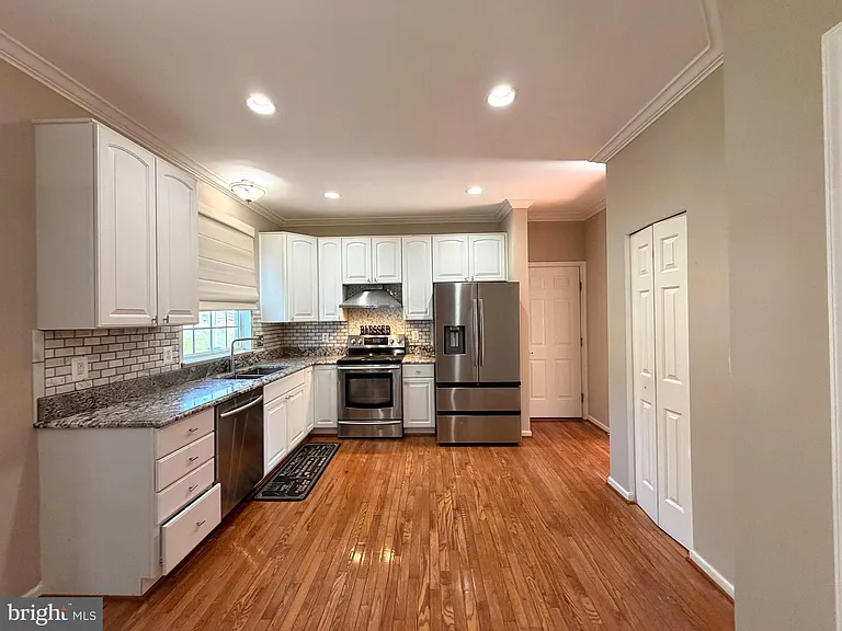 10214 Moss Tower Pl — Photo 10