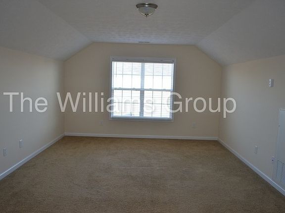 5th image of 286 Chamberlin Blvd