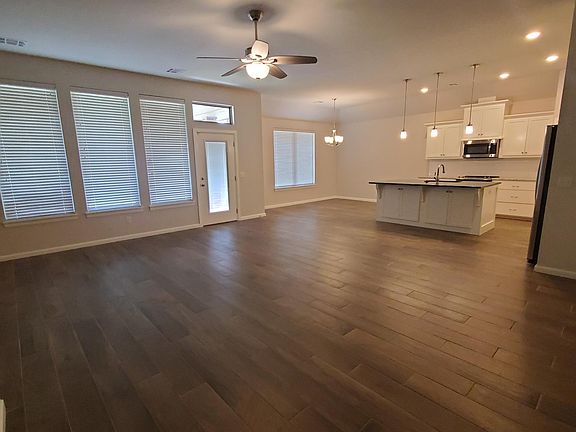 living / kitchen