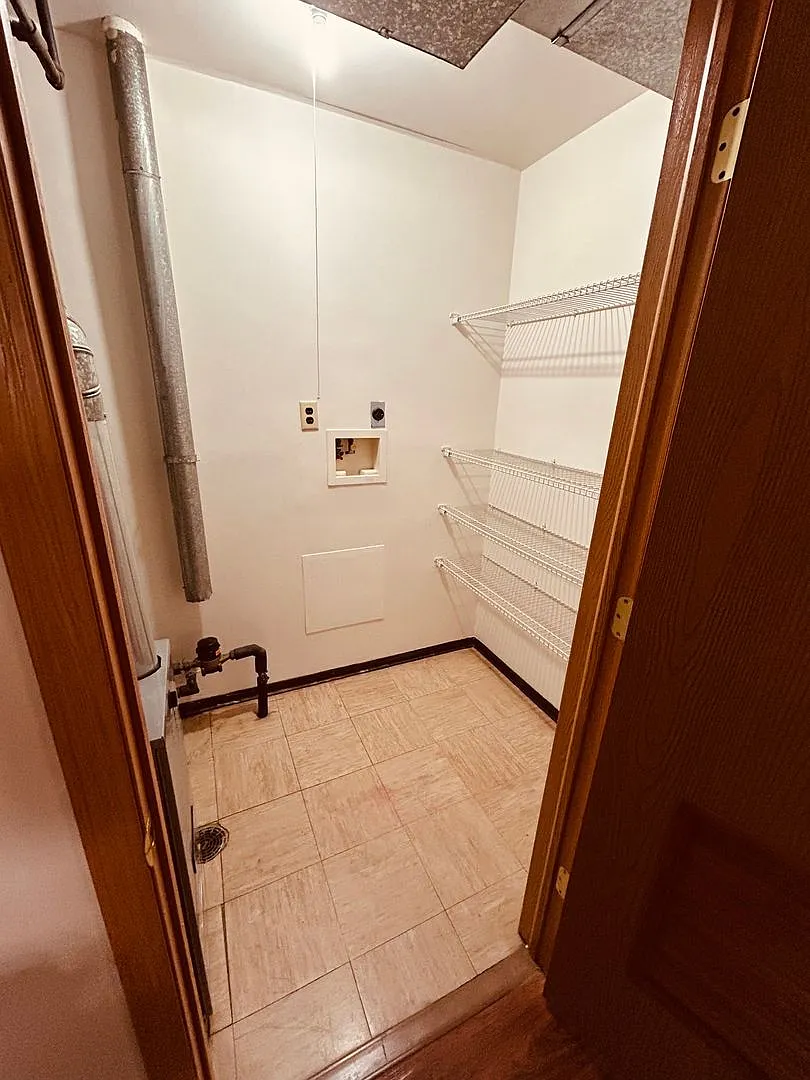 One Bedroom Apartment For Rent — Photo 4