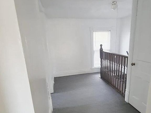 5th image of 1204 Adams St
