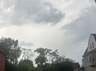 241 Sigourney St, Hartford, CT 06105