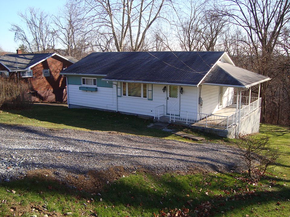 2119 Lewis St.