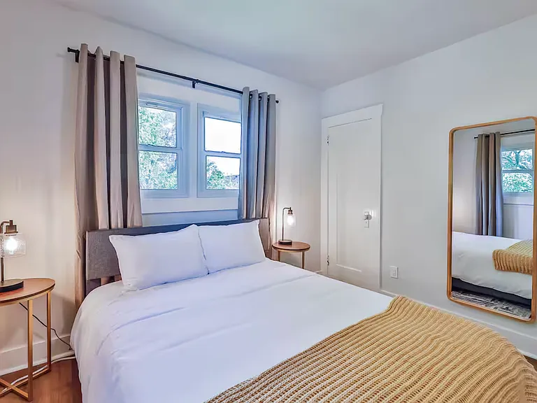 420 E 3rd Ave — Photo 10