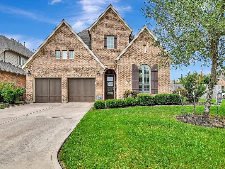13219 Parkway Hills Dr — Photo 40