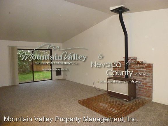 4th image of 12201 Francis Dr
