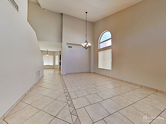 3rd image of 8913 W Cypress St