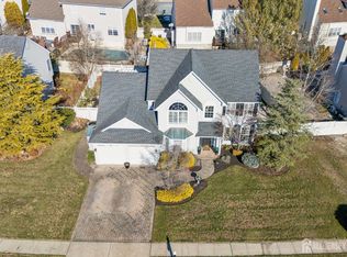 29 Paceview Dr, Howell, NJ 07731