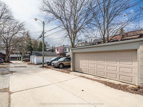 2nd image of 27 Rainsford Rd