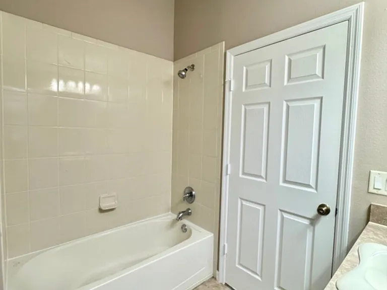 3560 Windleshore Way — Photo 12