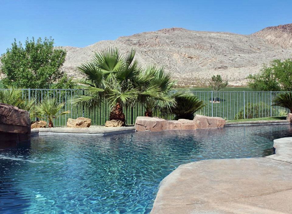 ROCK WATERFALL POOL!