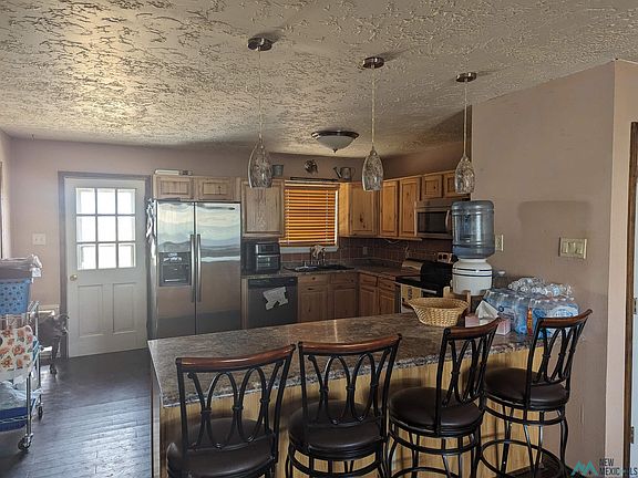 5th image of 513 New York Dr