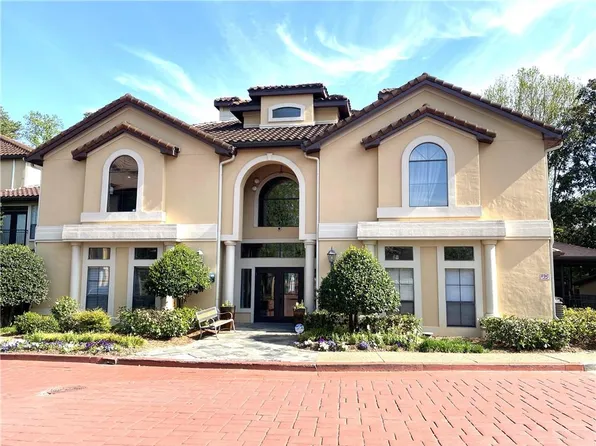 3777 Peachtree Rd NE APT 1517, Brookhaven, GA 30319