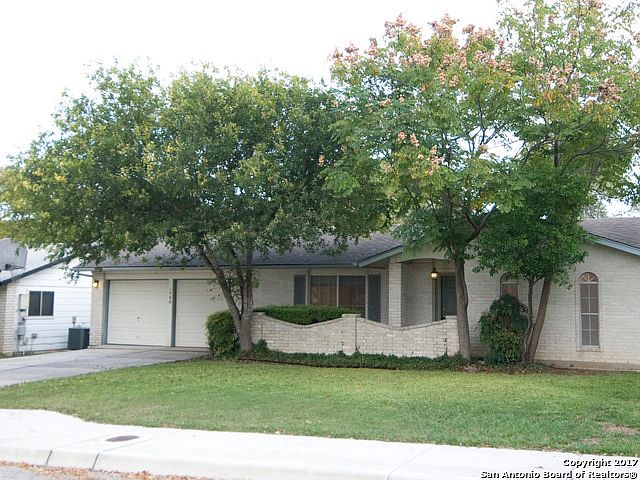 1st image of 1730 Timber Oak St