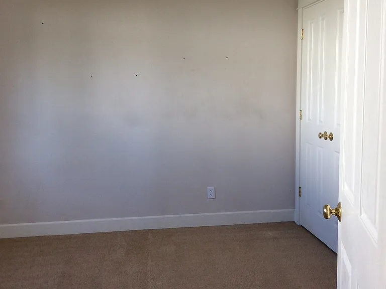 1511 Burrows Ct — Photo 12