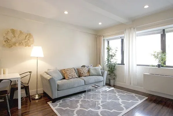 Rented by ER (DO NOT USE) | media 3