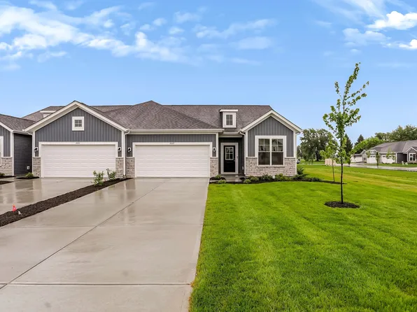 2027 Foothill Dr, Greenfield, IN 46140