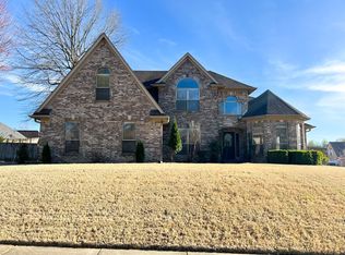 8039 Breezy Meadows Ln, Bartlett, TN 38135