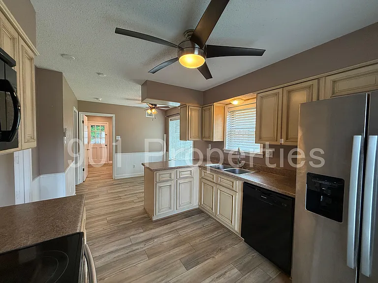 3016 Ingleside Dr — Photo 7