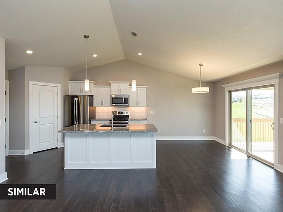 5th image of 2417 Caroline Ct SW