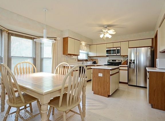Kitchen / Breakfast Room